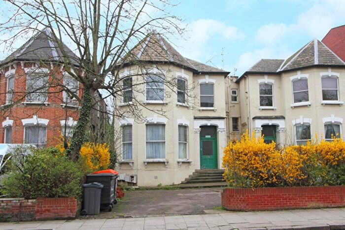 1 Bedroom Flat To Rent In Lordship Road, London, N16