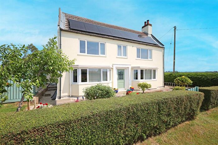 4 Bedroom Detached House For Sale In Mill Lane, PE22