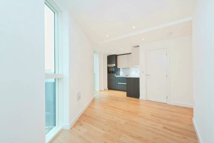 1 Bedroom Flat To Rent In ., Croydon, CR0