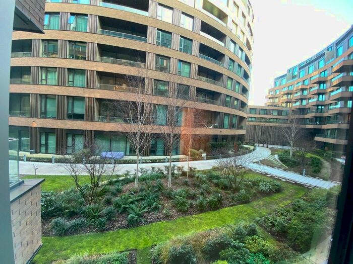 2 Bedroom Flat To Rent In Wood Crescent, London, W12