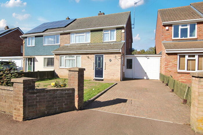 3 Bedroom Semi-Detached House For Sale In Cottage Road, Sandy, Bedfordshire, SG19