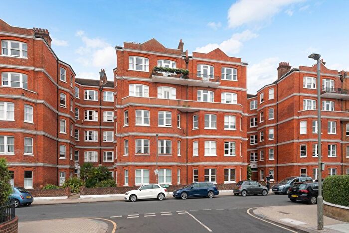 2 Bedroom Flat For Sale In Lurline Gardens, Battersea, London, SW11