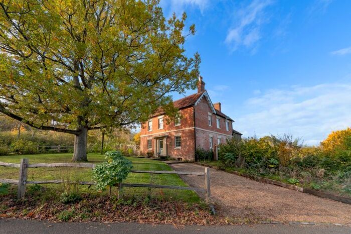 4 Bedroom Property For Sale In Blackham, Tunbridge Wells, TN3