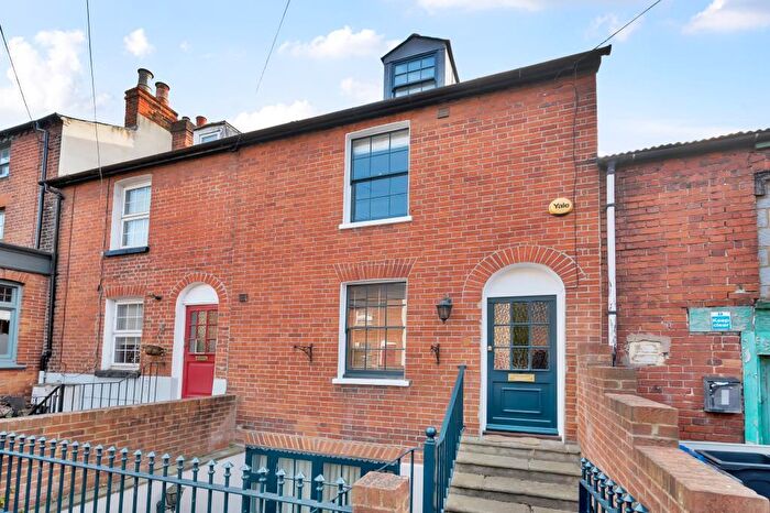 4 Bedroom Terraced House To Rent In St. Johns Street, Reading, RG1
