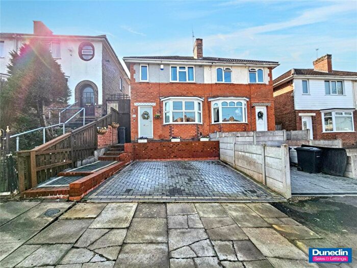 3 Bedroom Semi Detached House For Sale In Dearmont Road, Longbridge, Birmingham, B31