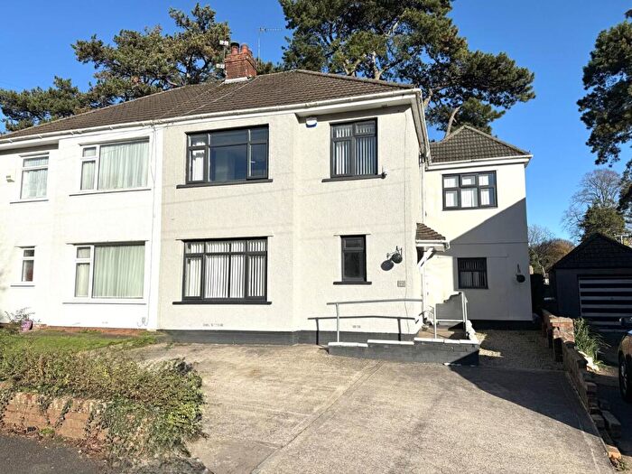 4 Bedroom Semi Detached House For Sale In Clos Fach, Rhiwbina, Cardiff, CF14