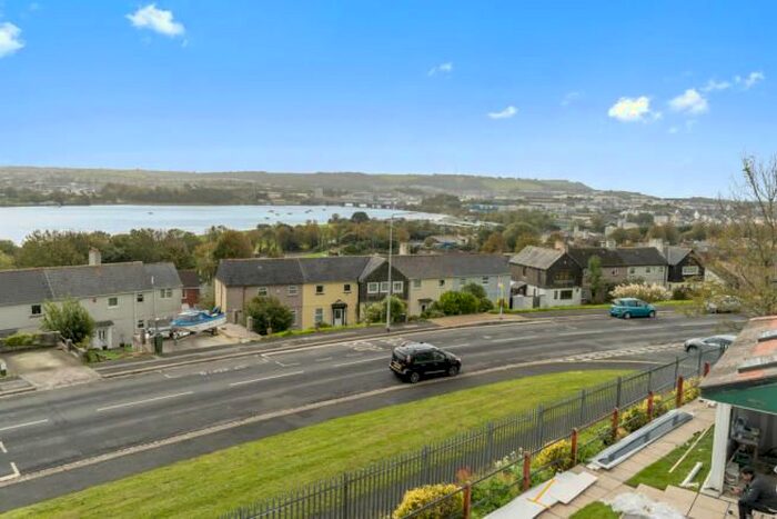 2 Bedroom Flat To Rent In Astor Drive, Plymouth, PL4