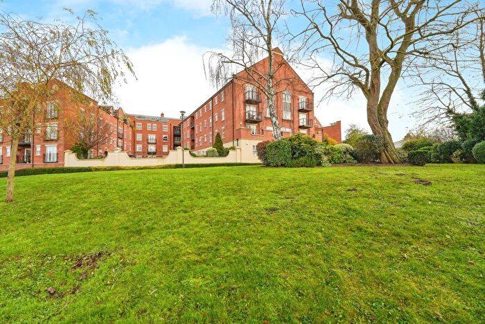 1 Bedroom Flat For Sale In Armstrong Drive, Worcester, Worcestershire, WR1