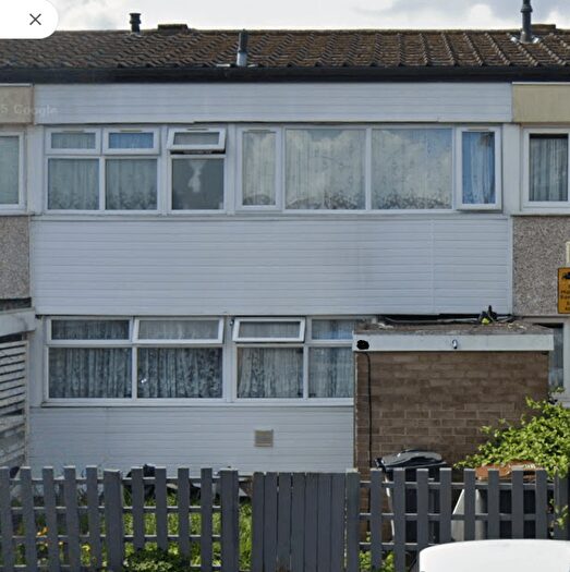 3 Bedroom Terraced House To Rent In Pettitt Close, Druids Heath, Birmingham, B14