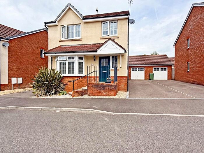4 Bedroom Detached House For Sale In Brynteg Green, Beddau, Pontypridd, Rhondda Cynon Taff., CF38