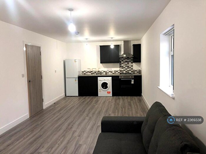 1 Bedroom Flat To Rent In Saffron Lane, Leicester, LE2