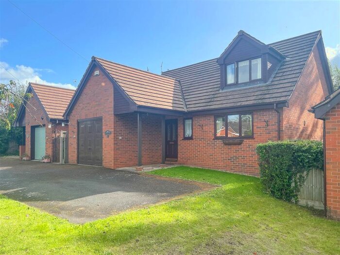 3 Bedroom Detached House For Sale In Minge Lane, Upton-Upon-Severn, Worcester, WR8