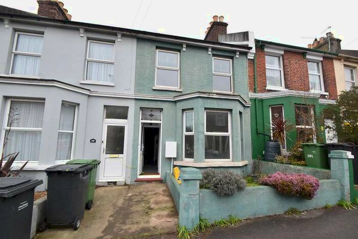 3 Bedroom House To Rent In Priory Road, Hastings, TN34