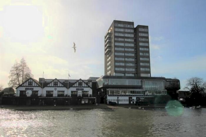 3 Bedroom Flat To Rent In Riverside Towers, St Marys Street, Bedford MK42