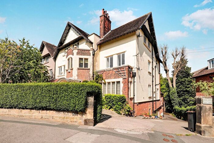 3 Bedroom Flat For Sale In Springfield Avenue, Harrogate, HG1