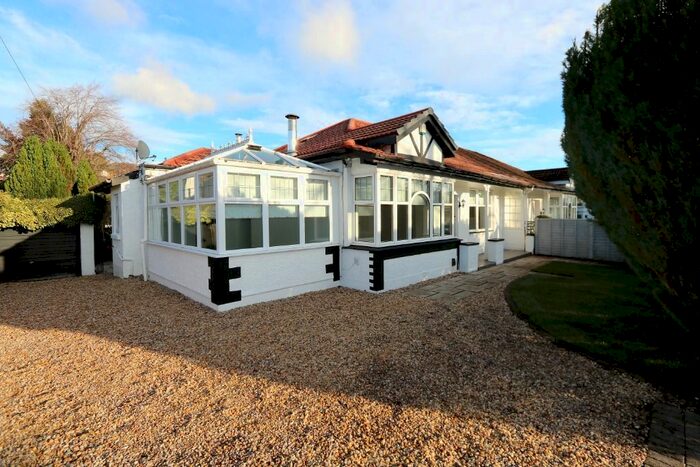 3 Bedroom Semi-Detached House To Rent In Stirling Drive, Bearsden, Glasgow G61