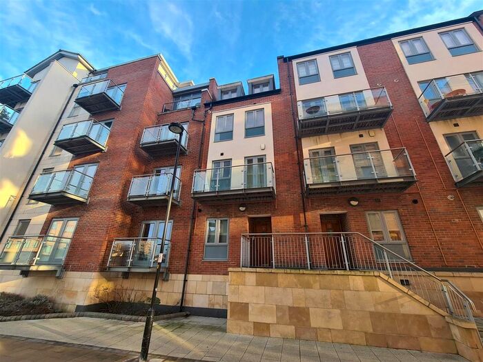 2 Bedroom Flat To Rent In Palmer Street, Hungate, York, YO1