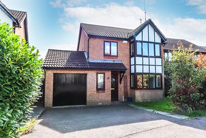4 Bedroom Detached House To Rent In Chatsworth Drive, Wellingborough, NN8