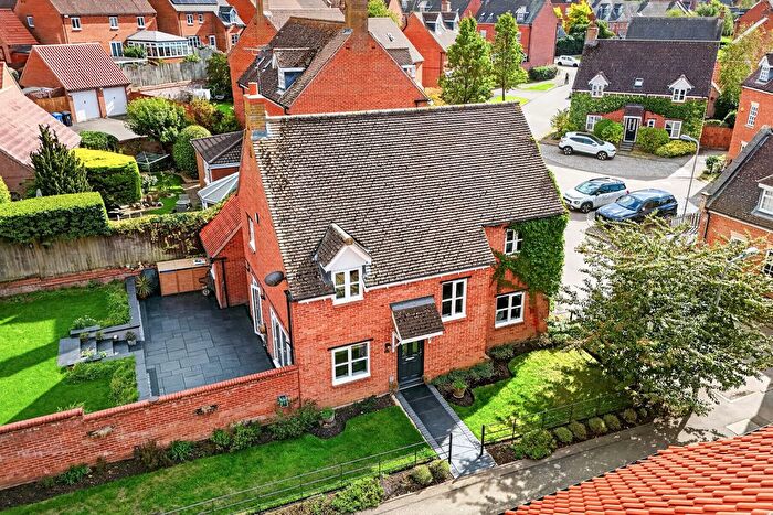 4 Bedroom Detached House For Sale In Padmans Close, Mawsley, NN14