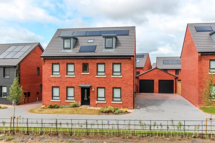 5 Bedroom Detached House To Rent In Jade Close, Wellingborough, NN8