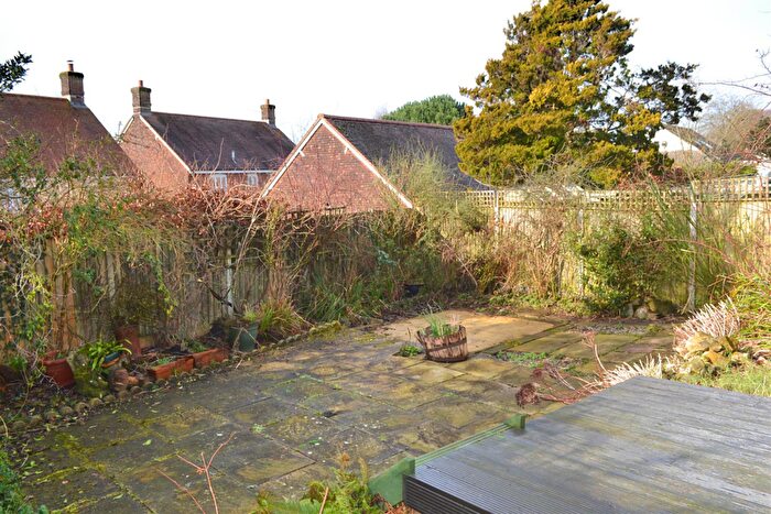 2 Bedroom Detached Bungalow For Sale In Stanstead Road, Maiden Newton, Dorchester, DT2