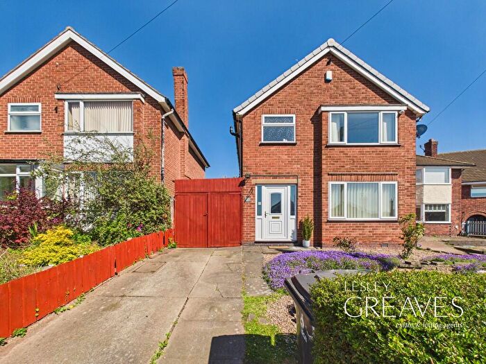 3 Bedroom Detached House For Sale In South View Road, Carlton, Nottingham, NG4