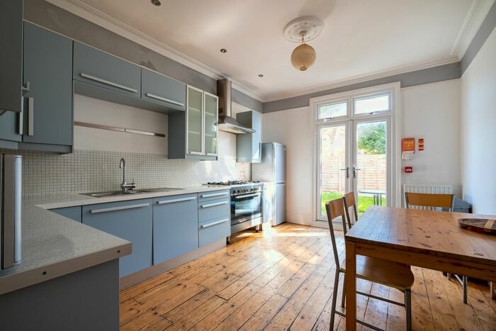 5 Bedroom Terraced House To Rent In Pathfield Road, London, SW16