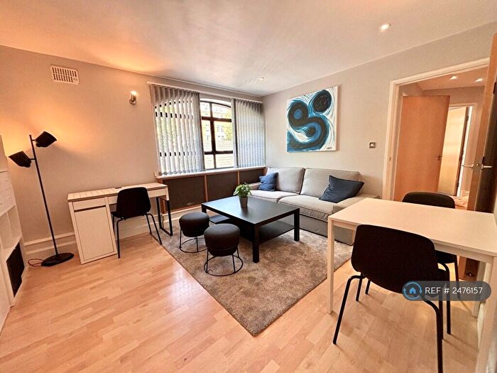 2 Bedroom Flat To Rent In Denmark Avenue, Bristol, BS1