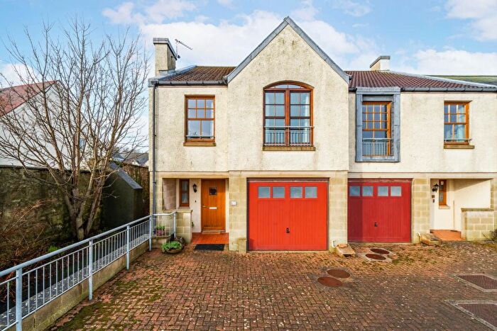 2 Bedroom End Of Terrace House For Sale In Denburn Place, Crail, KY10