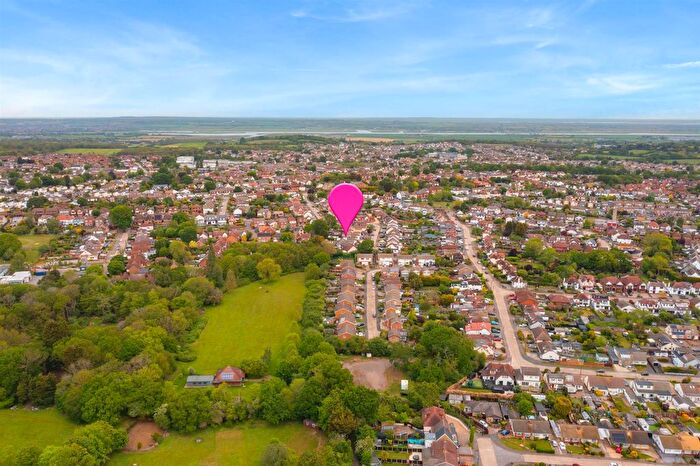 4 Bedroom Chalet For Sale In Belchamps Way, Hockley, SS5