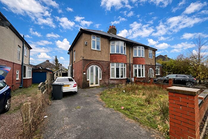 3 Bedroom Semi Detached House For Sale In Watling Street Road, Fulwood, PR2