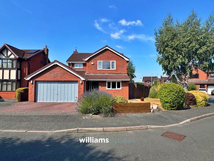 4 Bedroom Detached House For Sale In Clos Deganwy, Bodelwyddan, LL18