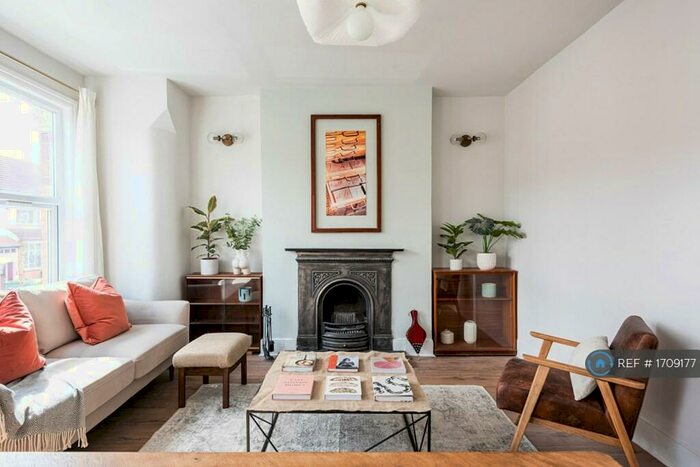 1 Bedroom Flat To Rent In Lordsmead Road, London, N17