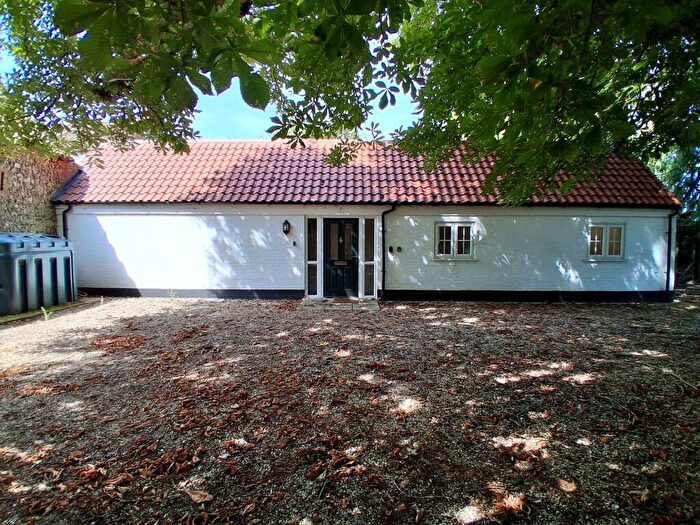 2 Bedroom Detached Bungalow To Rent In Grimston Road, Congham, PE32