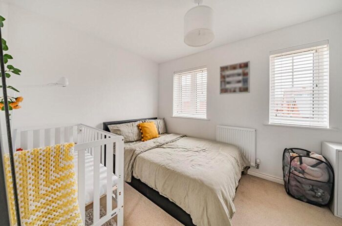 2 Bedroom Semi-Detached House For Sale In Blackthorn Road, Andover, SP11