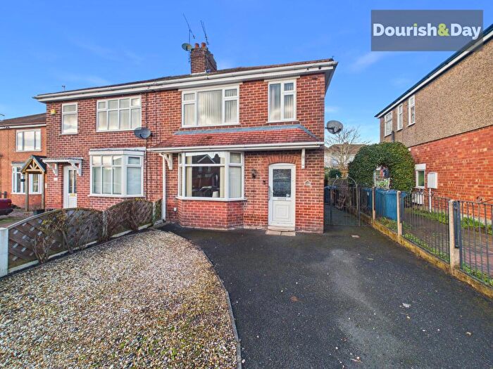 3 Bedroom Semi-Detached House For Sale In Gordon Avenue, Stafford, ST16