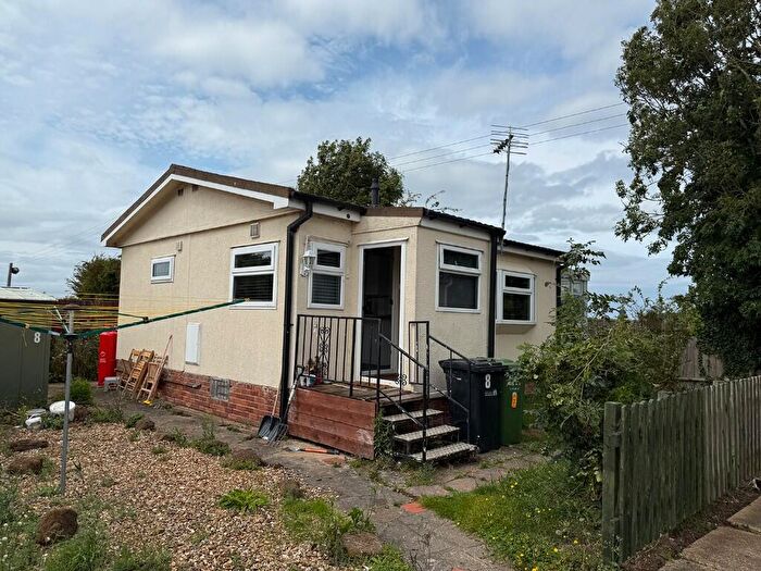 1 Bedroom Park Home For Sale In Orchard Park Homes, Station Road, Heacham, PE31