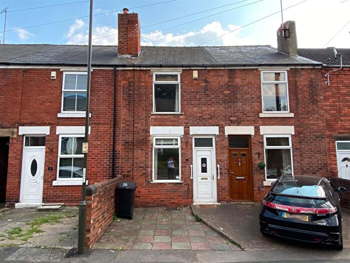 2 Bedroom Terraced House To Rent In Lower Grove Road, Chesterfield, S40