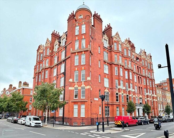 2 Bedroom Flat For Sale In Upper Montagu Street, London, W1H