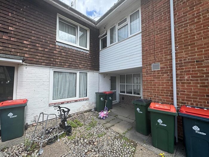 2 Bedroom Apartment To Rent In Southgate Drive, Crawley, RH10
