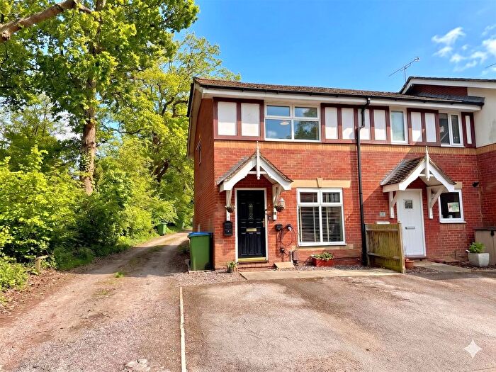 3 Bedroom Semi Detached House For Sale In Wells Close, Whiteley, PO15
