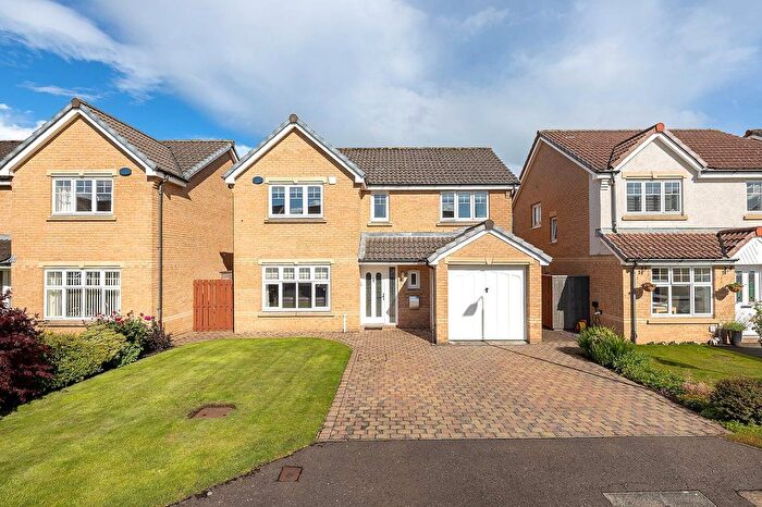 4 Bedroom Detached House For Sale In Craigallan Park, Bo'ness, EH51