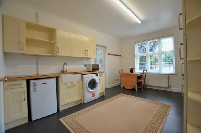 1 Bedroom Apartment To Rent In Old Green Lane, Camberley, GU15