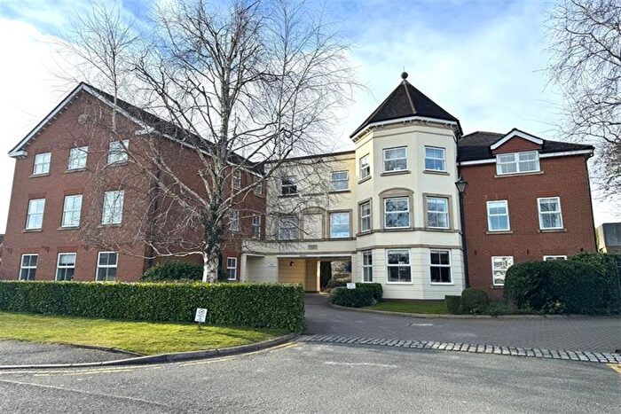 1 Bedroom Flat To Rent In Green Street, Knutsford, WA16