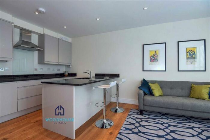 1 Bedroom Apartment To Rent In High Road, London, NW10