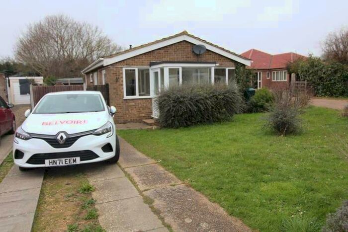 2 Bedroom Bungalow To Rent In Trinity Close Woodbridge, IP12