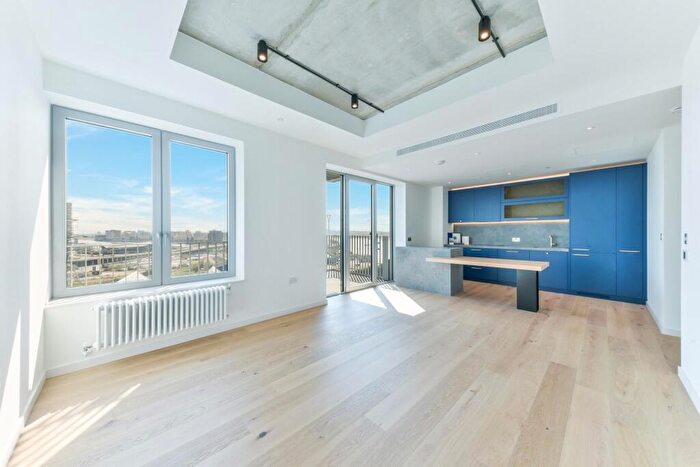 1 Bedroom Apartment To Rent In Serapis House, Goodluck Hope, London, E14