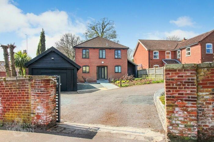 4 Bedroom Detached House To Rent In Bracondale, Norwich, NR1