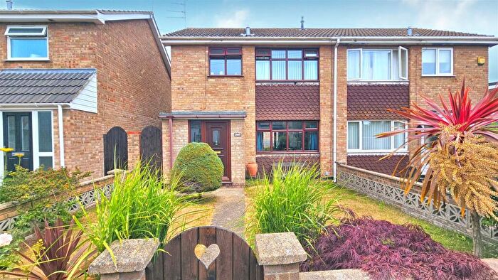 3 Bedroom Semi-Detached House For Sale In Hazel Way, Gorleston, NR31