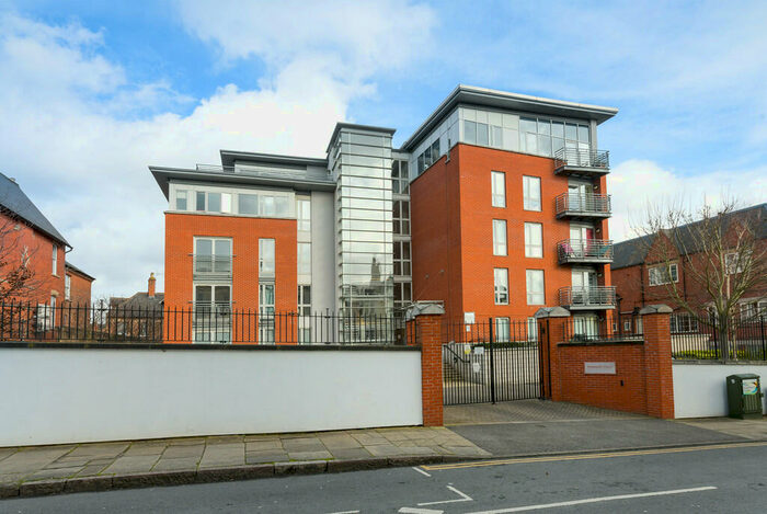 2 Bedroom Apartment To Rent In The Ropewalk, Nottingham, NG1